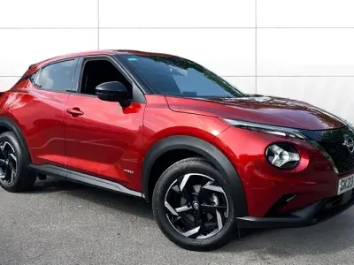 Used Nissan Juke N-Connecta 143 HP (105 kW) 2023 Red SUV