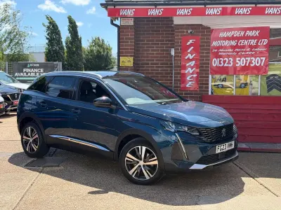 Used Peugeot 3008 Allure+ 130 HP (95 kW) 2023 Blue SUV