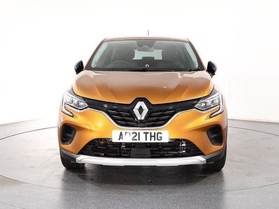Second-hand Renault Captur Iconic 140 CP (102 kW) 2021 Portocaliu SUV