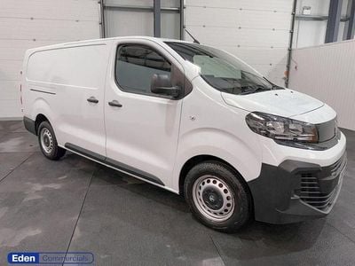 Gebraucht Vauxhall Vivaro 145 PS (106 kW) 2024 Weiß Van / Kleinbus
