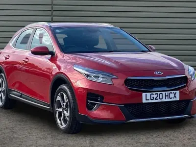Usado Kia XCeed 116 HP (85 kW) 2020 Vermelho SUV