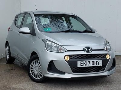 Used Hyundai i10 SE 66 HP (48 kW) 2017 Silver Hatchback