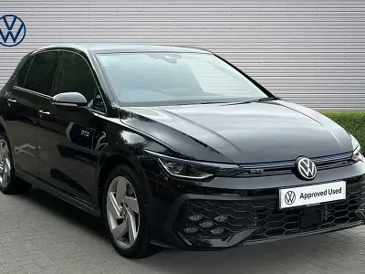 Used VW Golf VIII 174 HP (127 kW) 2025