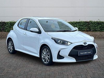 Used Toyota Yaris Hybrid 2022 White Hatchback
