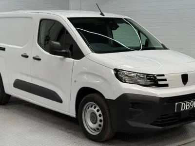 Used Peugeot Partner 131 HP (96 kW) 2024 White MPV