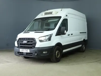 Second-hand Ford Transit 130 CP (95 kW) 2022 Alb Van
