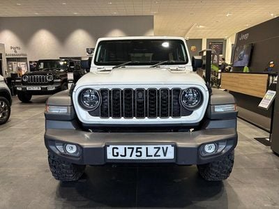 New Jeep Wrangler Rubicon 268 HP (197 kW) 2025 White SUV