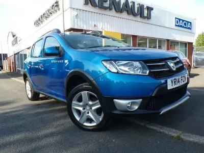 Used Dacia Sandero Lauréate 2014 Blue Hatchback