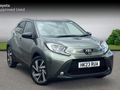 Used Toyota Aygo X 72 HP (52 kW) 2023 Cardamon green bitone SUV