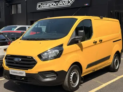 Used Ford Transit Custom 130 HP (95 kW) 2022 Yellow Van