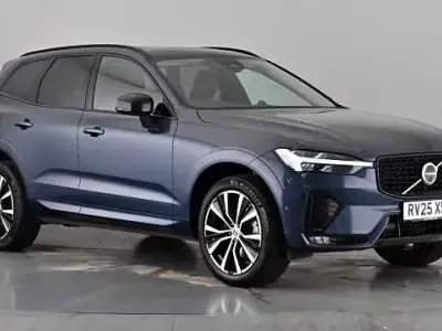 Usado Volvo XC60 Ultra 250 HP (183 kW) 2025 Azul SUV