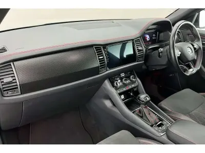 Usado Skoda Kodiaq vRS 241 HP (177 kW) 2024 Cinzento SUV