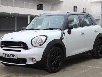 White Used 2015 Mini Cooper S Hatchback | £5,295 (Good price)