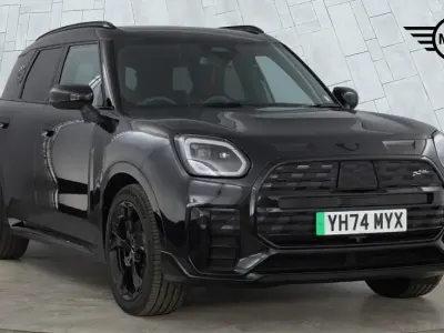 Używany Mini Countryman 227 kW (309 KM) 2024 Czarny SUV