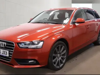 Begagnad Audi A4 Design 190 HK (139 kW) 2015 Röd Kombi