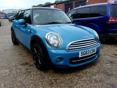 Used Mini Cooper Hatch 122 HP (89 kW) 2013 Blue Hatchback