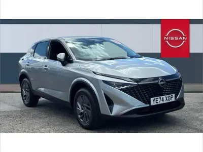 Used Nissan Qashqai Acenta Premium 138 HP (101 kW) 2024 Silver SUV