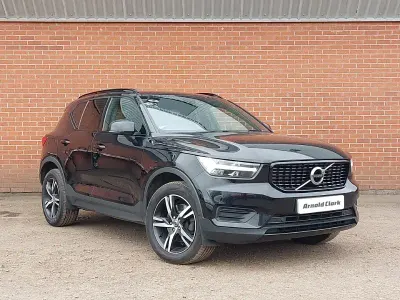 Usado Volvo XC40 R-Design 197 CV (144 kW) 2021 Negro SUV