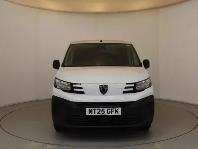 Used Peugeot Partner 101 HP (74 kW) 2025 White MPV
