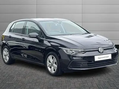 Used VW Golf VIII Life 130 HP (95 kW) 2022 Black Hatchback