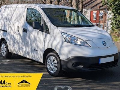 Used Nissan e-NV200 Acenta 80 kW (109 HP) 2016 White MPV