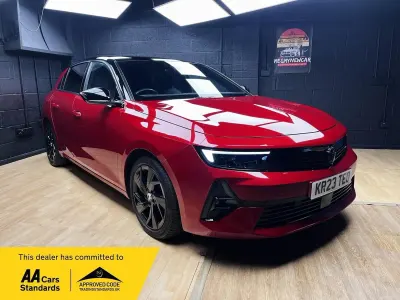 Used Vauxhall Astra S 130 HP (95 kW) 2023 Red Hatchback