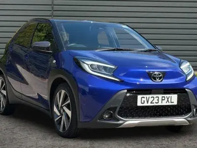Used Toyota Aygo X 72 HP (52 kW) 2023 Blue SUV
