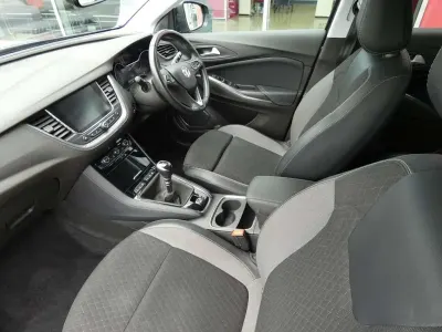 Gebraucht Vauxhall Grandland X Edition 130 PS (95 kW) 2021 Grau SUV
