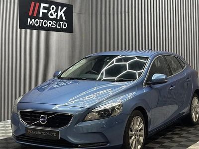 Blue Used 2015 Volvo V40 SE Lux Hatchback | £8,999 (Fair price)