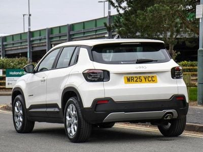 Used Jeep Avenger Altitude 100 HP (73 kW) 2025 White SUV