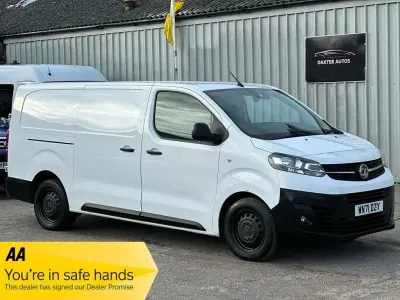 Gebraucht Vauxhall Vivaro S 100 PS (73 kW) 2021 Weiß Van / Kleinbus
