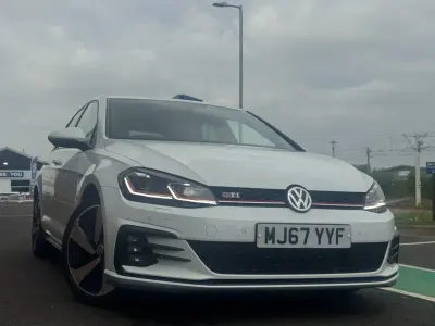 Used VW Golf VII GTI 230 HP (169 kW) 2017 White Hatchback