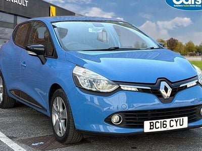 Used Renault Clio IV Dynamique 73 HP (53 kW) 2016 Blue Hatchback