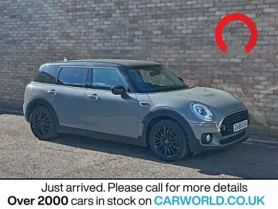 Usado Mini Cooper Clubman 136 CV (100 kW) 2018 Gris Familiar