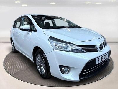 White Used 2016 Toyota Verso MPV | £8,749 (Fair price)