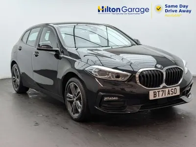 Used BMW 118 Sport Line 2022 Black Hatchback