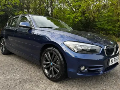 Usado BMW 118 Sport Line 2017 Azul Utilitario