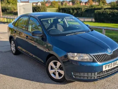 Used Skoda Rapid SE 122 HP (89 kW) 2013 Blue Hatchback