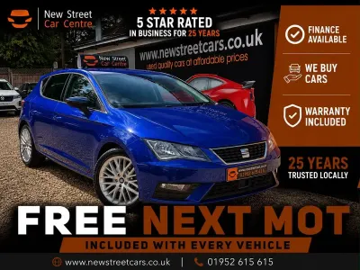 Used Seat Leon SE Dynamic 2018 Blue Hatchback