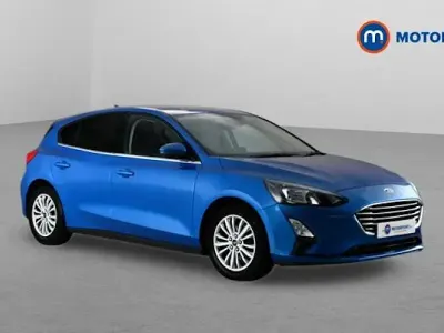 Używany Ford Focus Titanium 125 KM (91 kW) 2020 Niebieski Hatchback