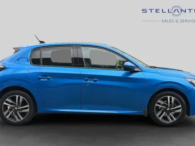 Second-hand Peugeot 208 Allure Premium 99 CP (72 kW) 2021 Albastru Hatchback