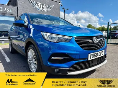 Used Vauxhall Grandland X S 130 HP (95 kW) 2018 Blue SUV