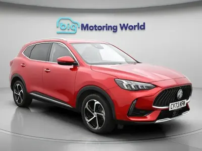 Używany MG HS 2024 Czerwony SUV