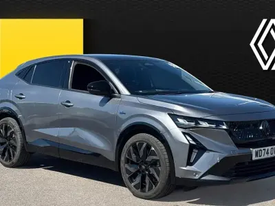 Usado Renault Rafale Iconic Esprit Alpine 200 HP (147 kW) 2024 Preto SUV