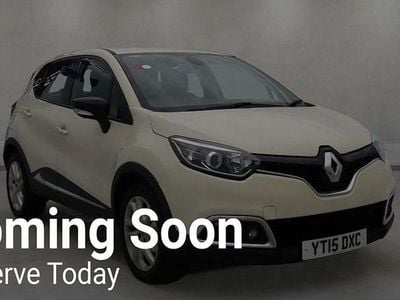 Used Renault Captur Dynamique 90 HP (66 kW) 2015 White SUV