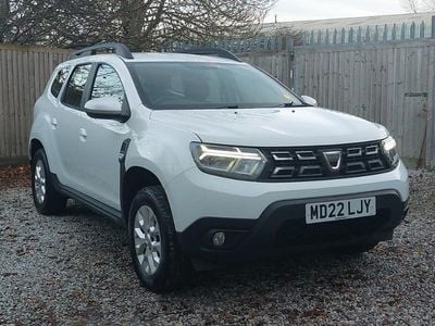 Used Dacia Duster Comfort 100 HP (73 kW) 2022 White SUV