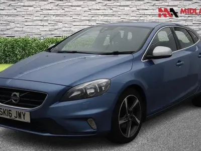Used Volvo V40 R-Design 120 HP (88 kW) 2016 Blue Hatchback