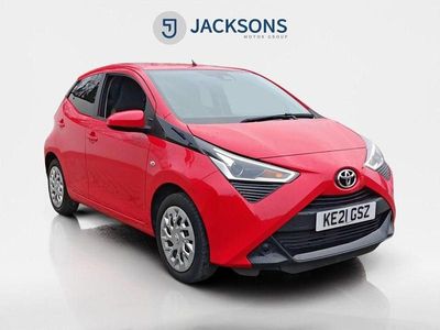 Used Toyota Aygo X-play 71 HP (52 kW) 2021 Red Hatchback