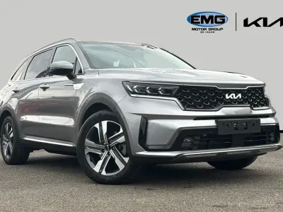 Usado Kia Sorento Vision 261 CV (191 kW) 2024 Gris SUV