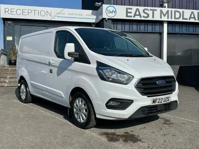 Used Ford Transit Custom Limited 130 HP (95 kW) 2022 White Van